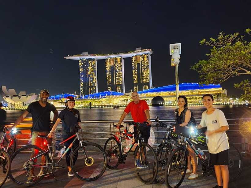 Singapore: Marina Bay Night Tour by Bicycle - The Marina Bay Sands light show timing (and why it’s worth it)