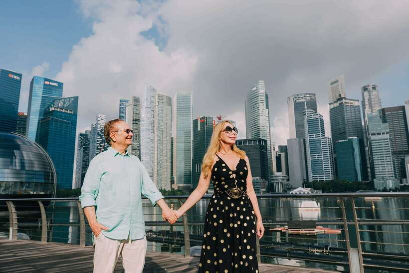 Singapore: Moments in the City Private Photography Session - What to bring so the session feels easy, not stressful
