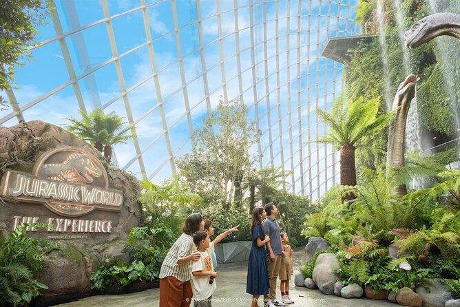 Singapore OCBC Skyway Flower dome Cloud Forest Garden by the Bay - Garden Rhapsody timing: catch the show from the Supertree Grove