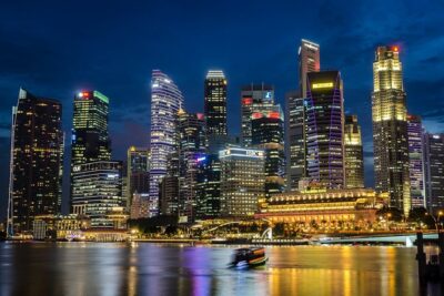 Singapore Photography Masterclass - Private Photography Lesson - Day street vs night portfolio: pick the mood you want