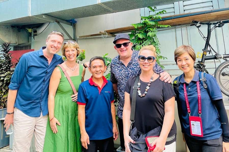 Singapore: Private Food & Heritage Walking Tour - Three Neighborhoods and One Hungry Day