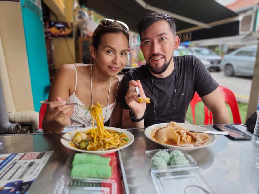 Singapore: Private Food & Heritage Walking Tour - What You Get for $196: Guide, Transport, and Tastings That Add Up