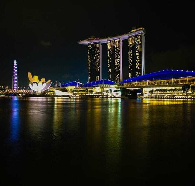 Singapore: Private Nighttime Sightseeing with River Cruise - Marina Bay Sands SkyPark: 360 degrees to get your bearings