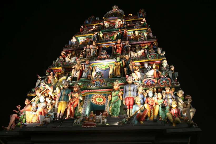 Singapore: Private Tour with a Driver - Optional big attractions: Universal Studios, Zoo, Night Safari, Bird Paradise