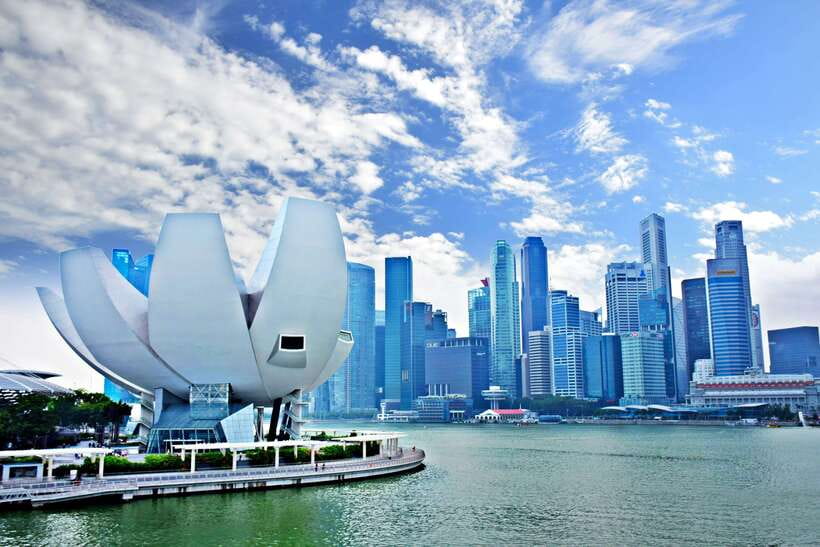 Singapore: Private Walking Tour with a Local - Private Singapore on Foot: You Drive the Day