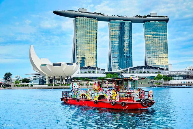Singapore River Cruise Tour with E-Tickets - Clarke Quay to Marina Bay: what you really get in 40 minutes