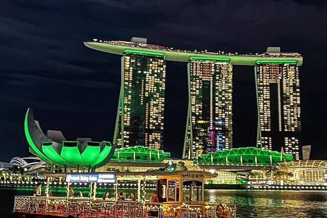 Singapore River Cruise Tour with E-Tickets - Boat-Quay-side history: Raffles Landing site and why it matters
