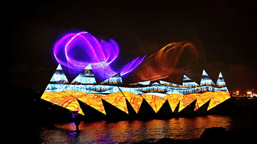 Singapore: Sentosa Wings of Time Fireworks Symphony Ticket - The Show Itself: Water Screens, Lasers, Fire, and a Real Story