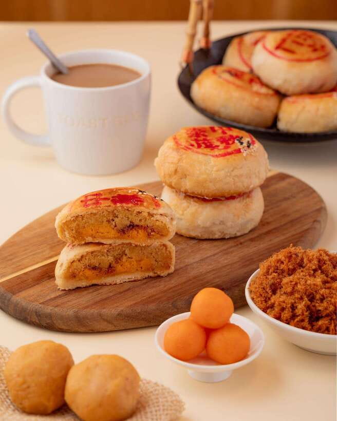 Singapore: Signature Toast Box Voucher Islandwide - The Exclusive Gift Set: A Souvenir That’s Actually Useful
