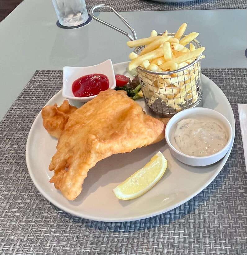 Singapore: Southern Island Cruise & Dining at Clubhouse - Who this small-group cruise and clubhouse meal fits best