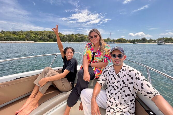 Singapore Southern Islands Speedboat Guided Tour - Speed, Turns, and Sea-Breeze Reality Check