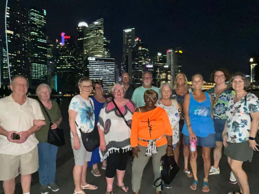 Singapore Starry Night: Cruise, Garden Rhapsody & Spectra - Gardens by the Bay: Supertrees and Garden Rhapsody