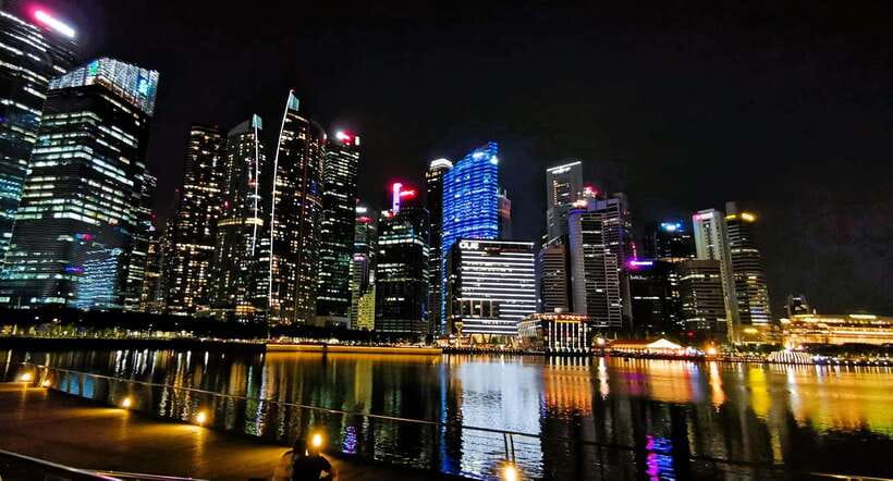 Singapore: Sunset City Tour by Kick Scooter - Boat Quay and Raffles’ Landing Site: waterfront photos before the skyline takes over
