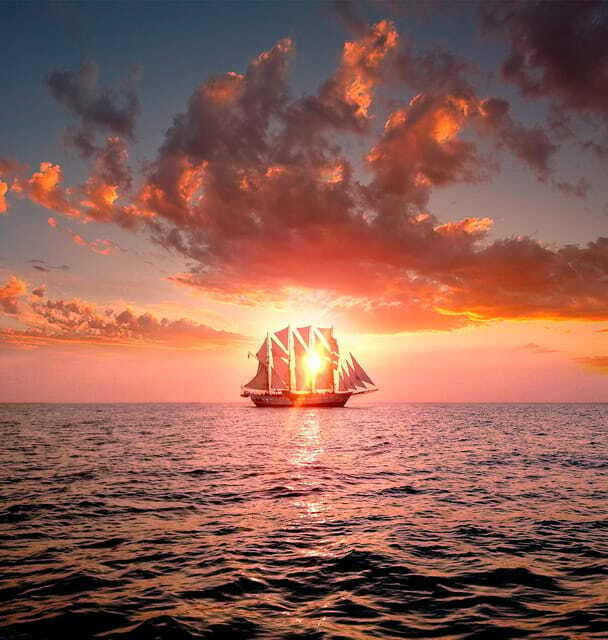 Singapore: Sunset Tall Ship Cruise with 4-Course Meal - Dinner on a moving ship: what a 4-course meal feels like here