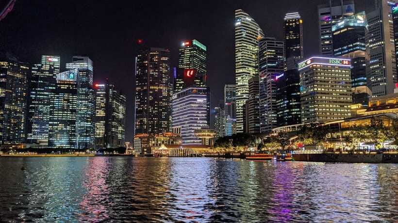 Singapore Twilights with River Cruise & Light Shows - Marina Bay Sands Spectra: Big Light, Laser, and Water in a Short Window
