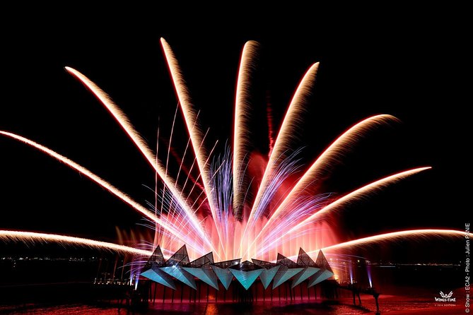 Singapore: Wings of Time Fireworks Symphony - What You’re Actually Watching: Water, Fire, Music, Lasers