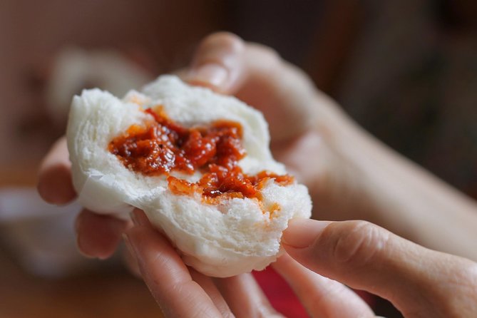 Singapore's Chinatown "Off The Beaten Track" Foodie Tour - Key Things That Make This Tour Worth It