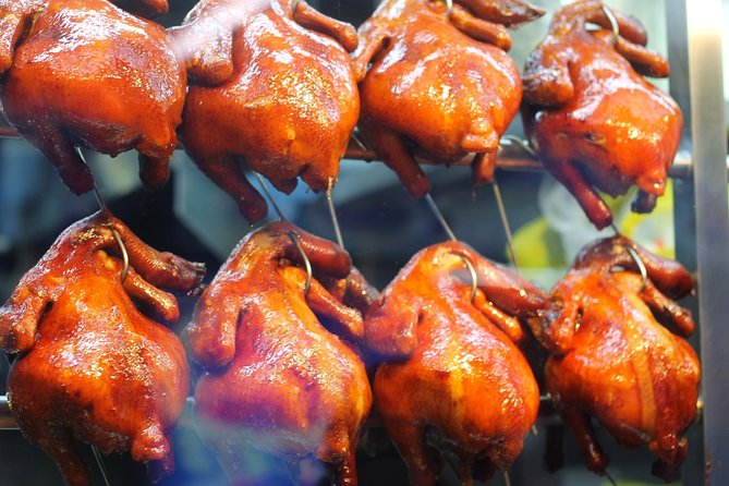 Singapore's Chinatown "Off The Beaten Track" Foodie Tour - Where This Chinatown Tour Starts: Smith Street and a Real Food Map