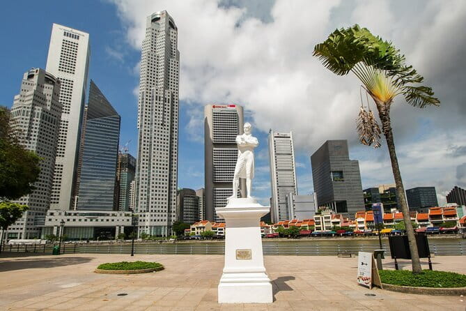 Singapore's Marina Bay Wonders and Heritage Tales, Chinatown - The Fullerton Hotel: a 1928 post office story you’ll see in the details