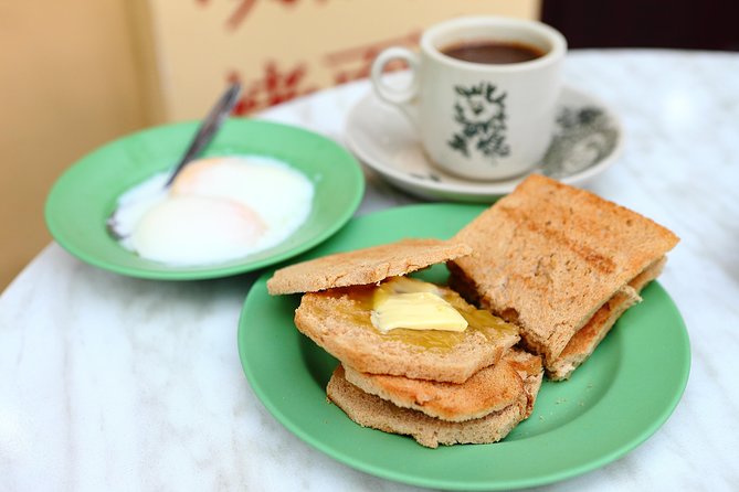Small Group: Michelin and Local Hawker Food Tour with 9 tastings - What the $79.28 price really buys you