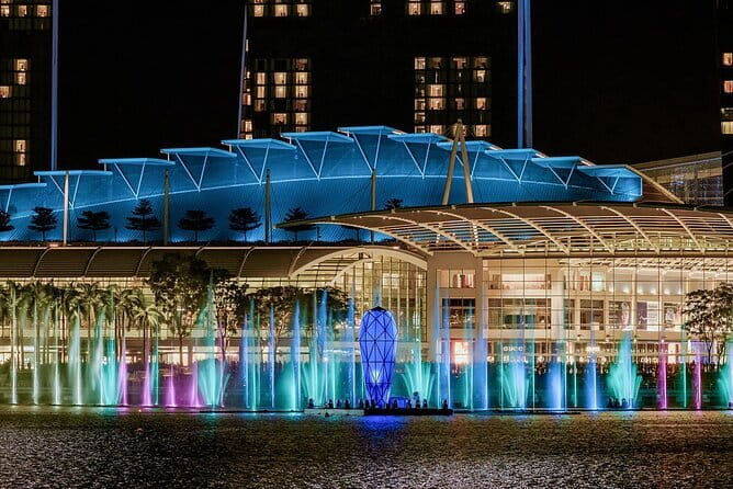 (Small Group) Night Wonders of Singapore: Cruise & Light Shows - Logistics: quick stops, buses, crowds, and the walk you may not expect