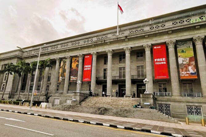 Splendour of Colonial Singapore Walking Tour with Lunch - From City Hall to St Andrew’s Cathedral: the Anglican start