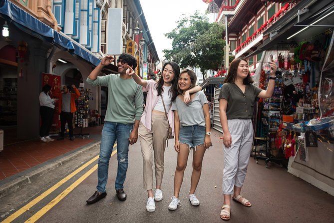 Streets Alive Singapore Walking Tour (Chinatown Edition) - Stop 3: Sago Lane and Buddha Tooth Relic Temple