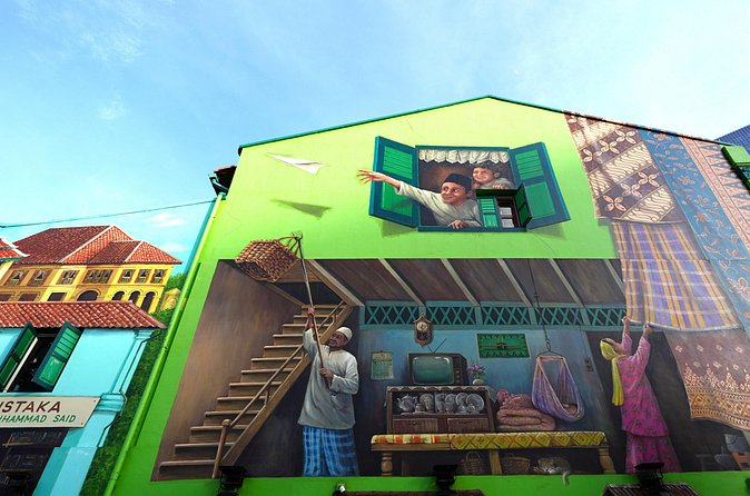 Thread of Faith and Fabric: Singapore Kampong Glam Walking Tour - Snack Stops: Why They Make the Walk Feel Worth It