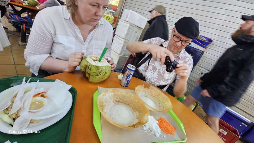 UNESCO Hawker Culture: Chinatown Food Tasting Tour - Chinatown Heritage Centre and Pagoda Street storytelling on foot